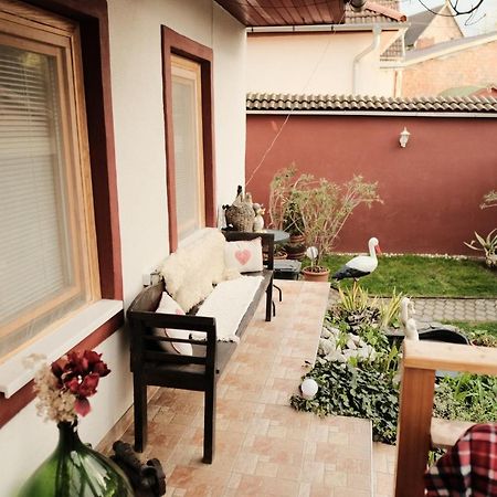 Kishaz Apartman Eger Exterior foto